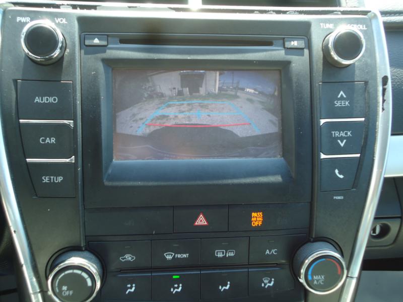 2015 Toyota Camry SE - Photo 12