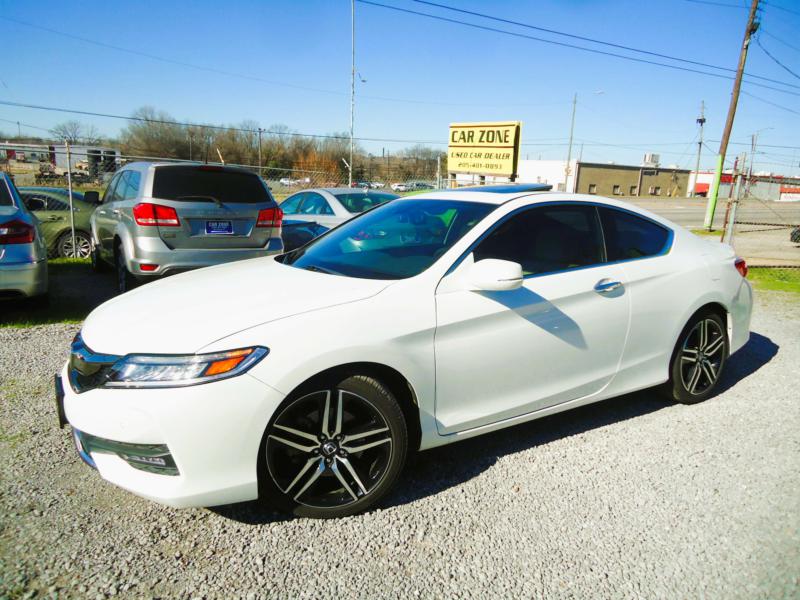2016 Honda Accord Touring's photo